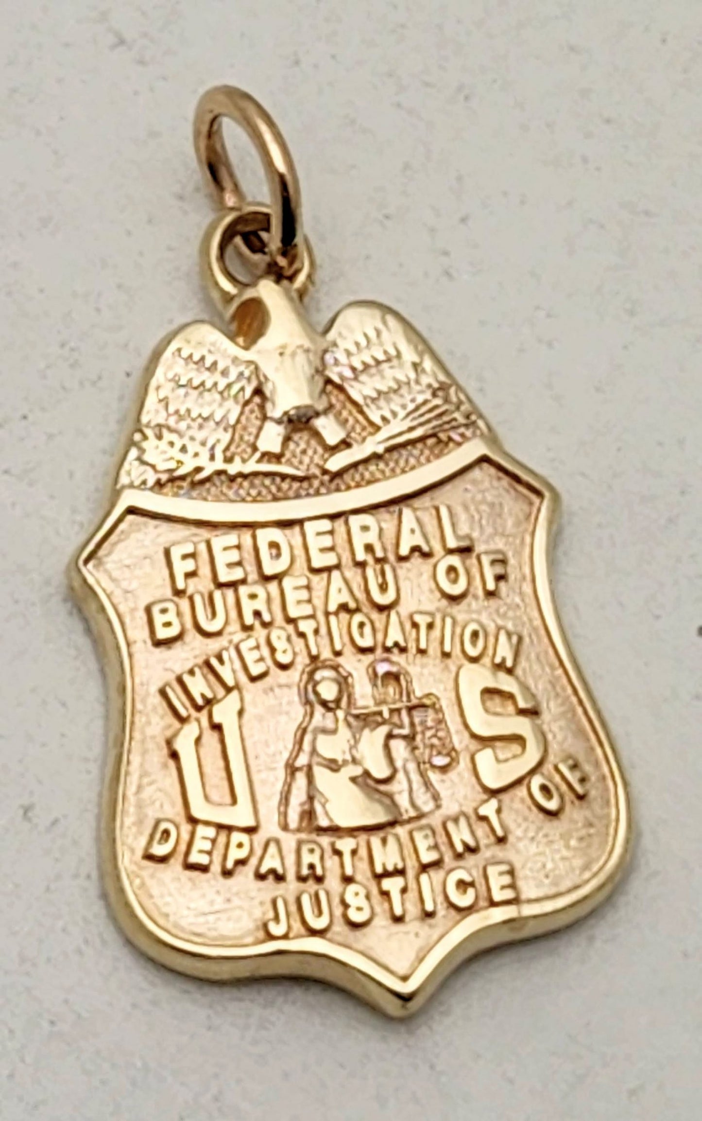 F.B.I. DEPT. OF JUSTICE FBI BADGE PENDANT