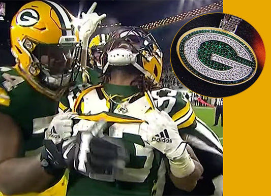 Packers' Aaron Jones Scores TD and Celebrates by Showing Off Logo Necklace