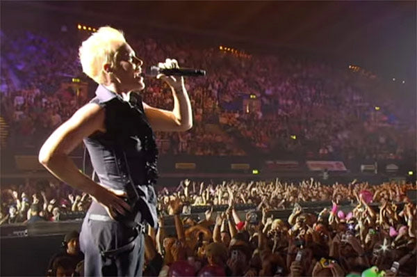 Music Friday: Pink’s Fingers Are Bejeweled With Diamonds and Gold in 2004’s ‘Trouble’