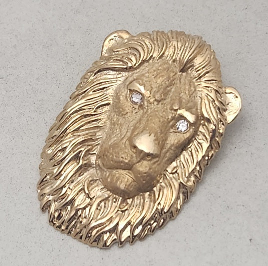THE KING UNIQUE LION HEAD PENDANT
