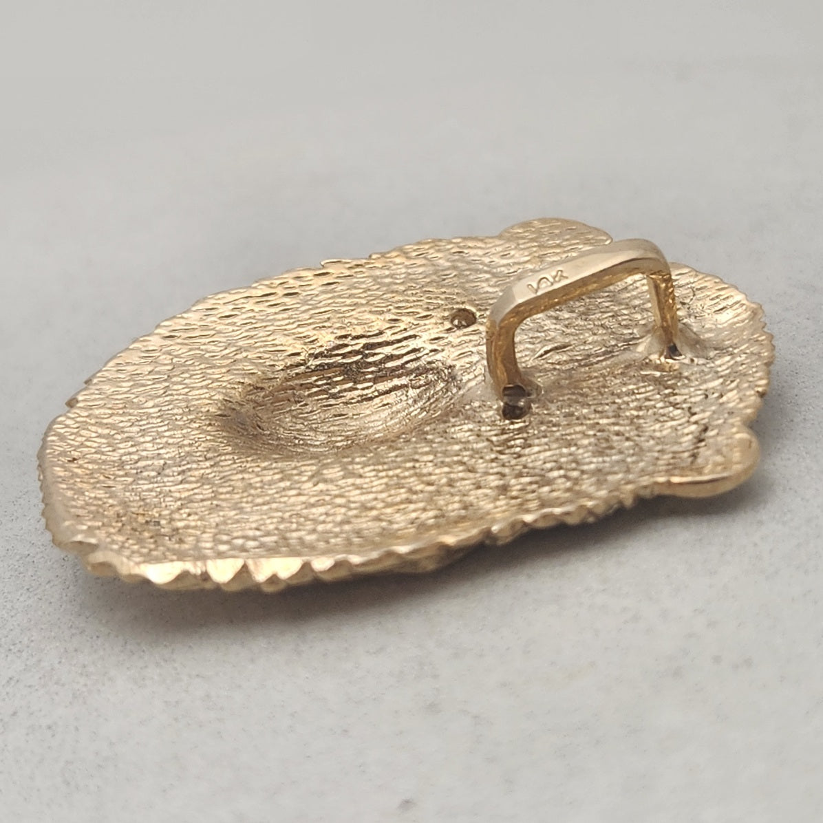 THE KING UNIQUE LION HEAD PENDANT