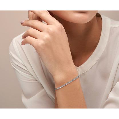 True Origin Lab Grown Diamond VS+ F+ Medium 7 in Complete Bangle