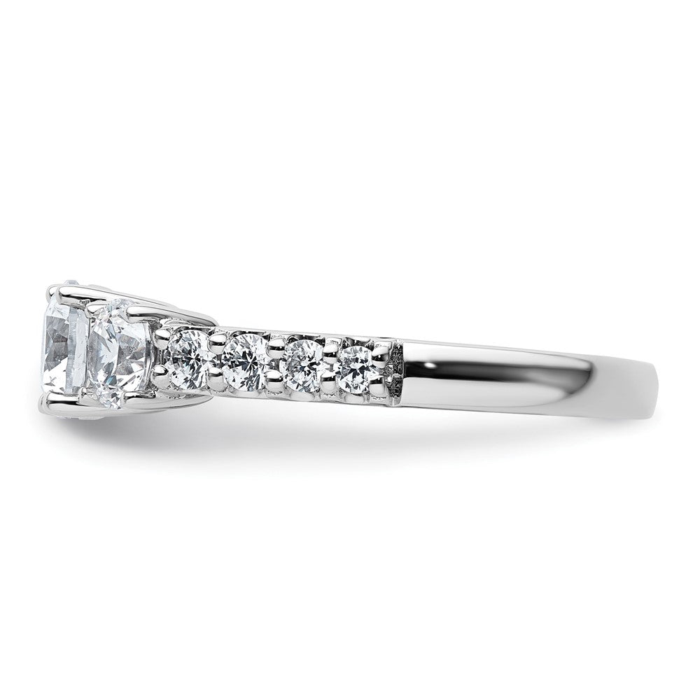 True Origin Lab Grown Diamond VS+ F+ Complete Round Three Stone Ring