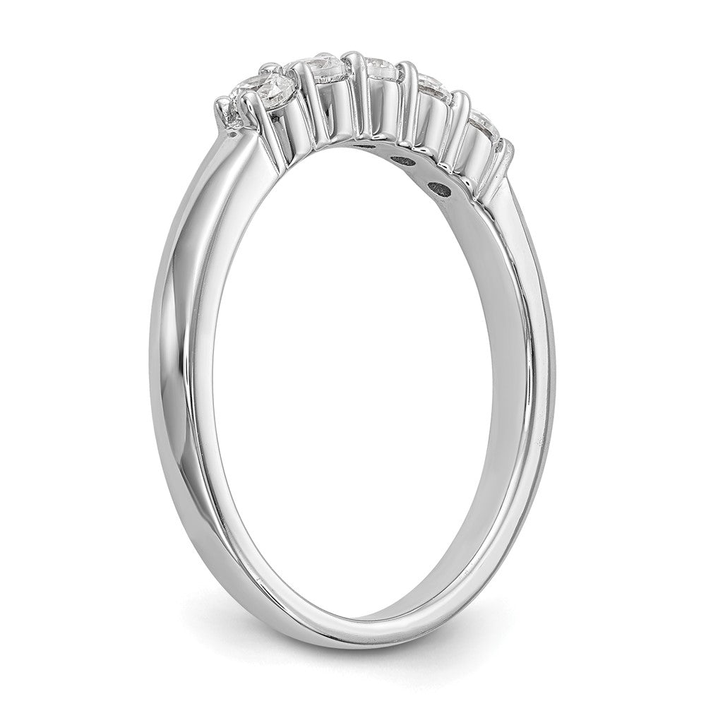 True Origin Lab Grown Diamond VS+ F+ Complete Round Five Stone Ring