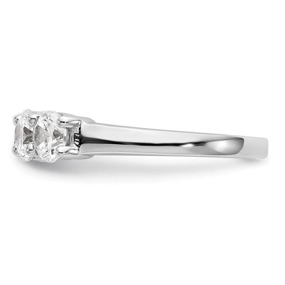 True Origin Lab Grown Diamond VS+ F+ Complete Round Five Stone Ring