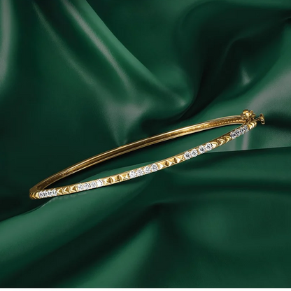 True Origin Lab Grown Diamond VS+ F+ 6.75 in Complete Bangle