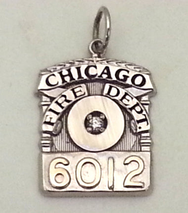 Chicago FD Badge Pendant - 2799 (7/8)